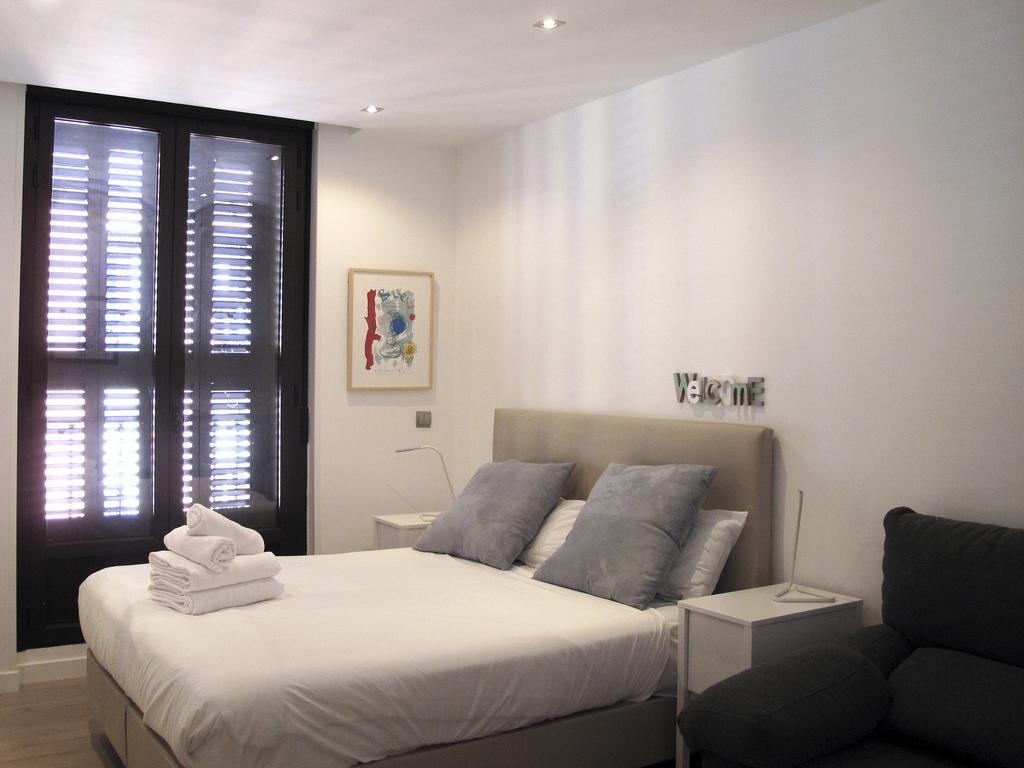Arenal Suites Preciados Madrid Exterior foto
