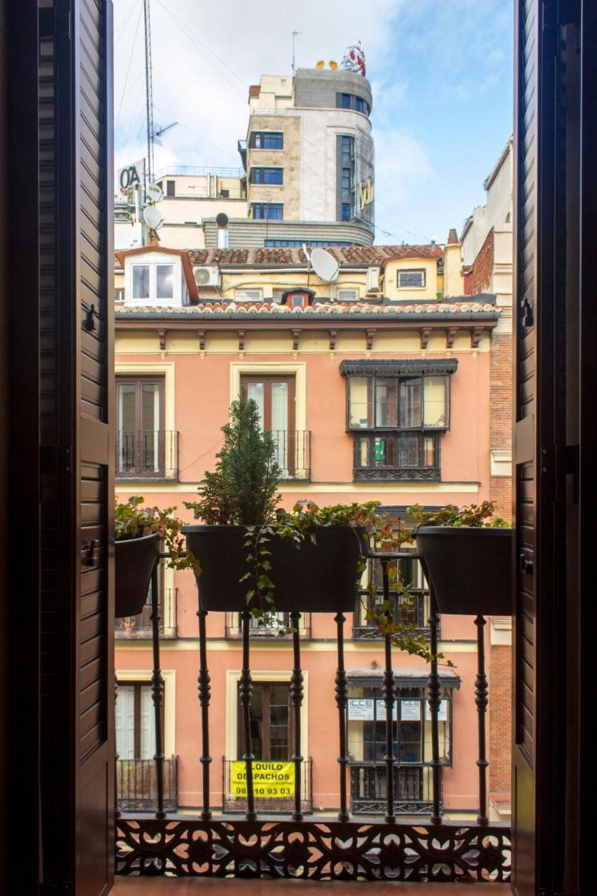 Arenal Suites Preciados Madrid Exterior foto